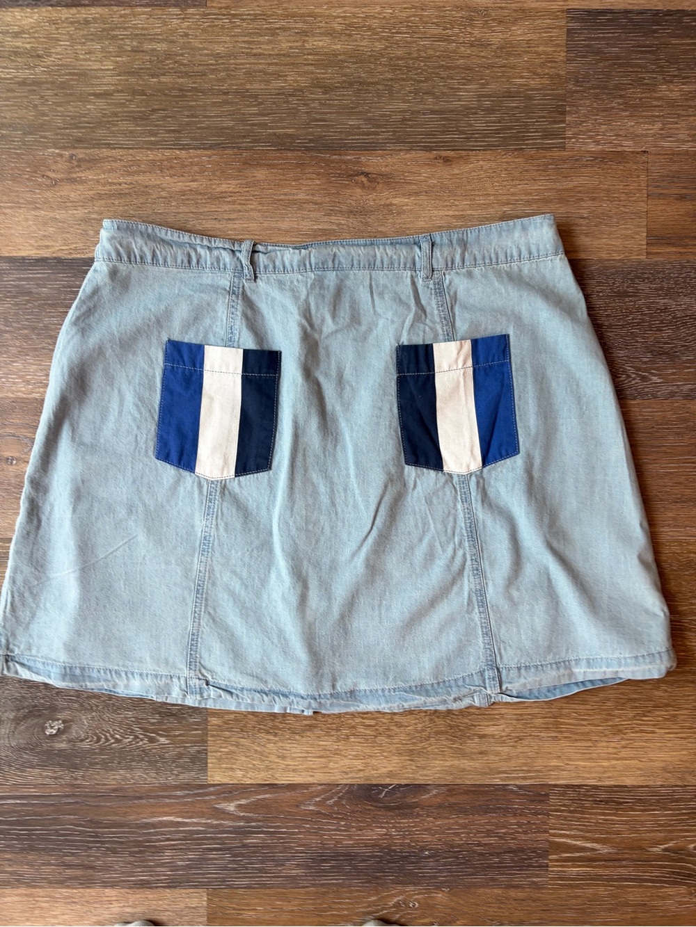 Disney Parks Play in the Parks Retro Patch Denim Cotton Jean Skirt Size XL - Picture 8 of 12